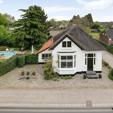 Het Opgemaakte Bed Haps Exterior foto